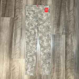 Spanks Ankle Jeanish Camo Leggings - Small